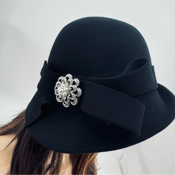 Vintage Art Deco Flapper Style Jazz Age Wool Rhinestone Pearl Broach Cloche Hat - Picture 10 of 14